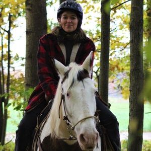 Meet your Posher, Faith